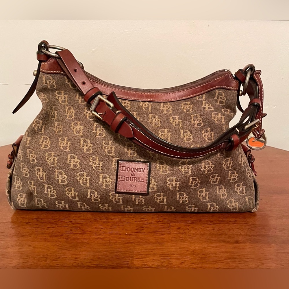 Dooney & Bourke satchel bag purse